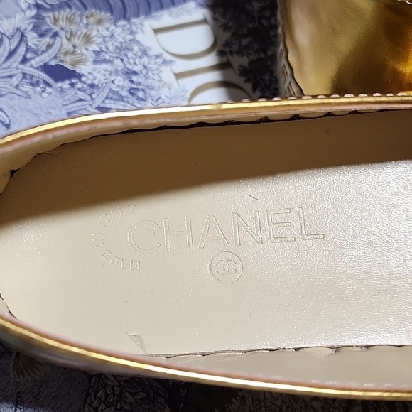 COPY - Ladies Slip on Shoes - Picture 3 of 5